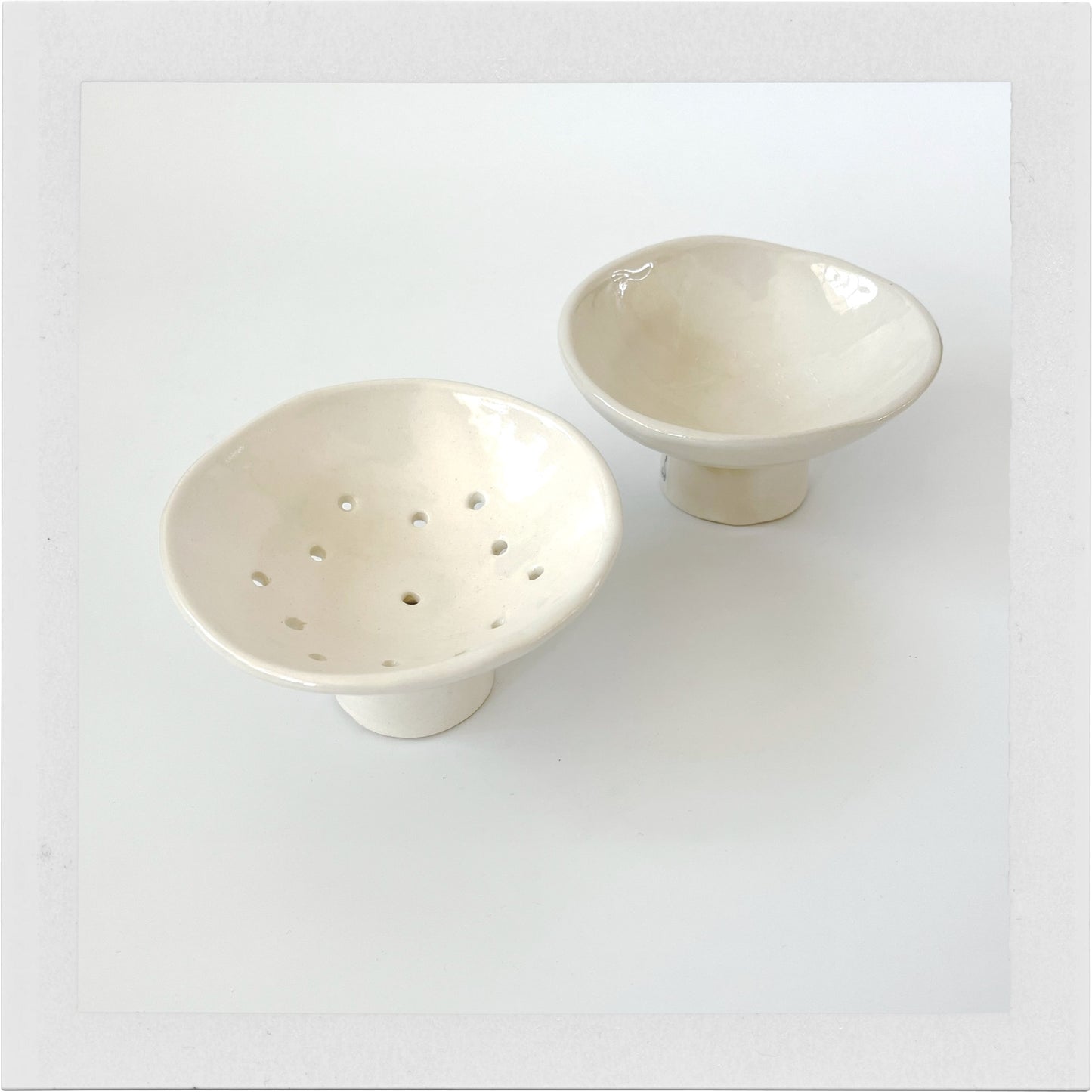 Small Footed Strainer