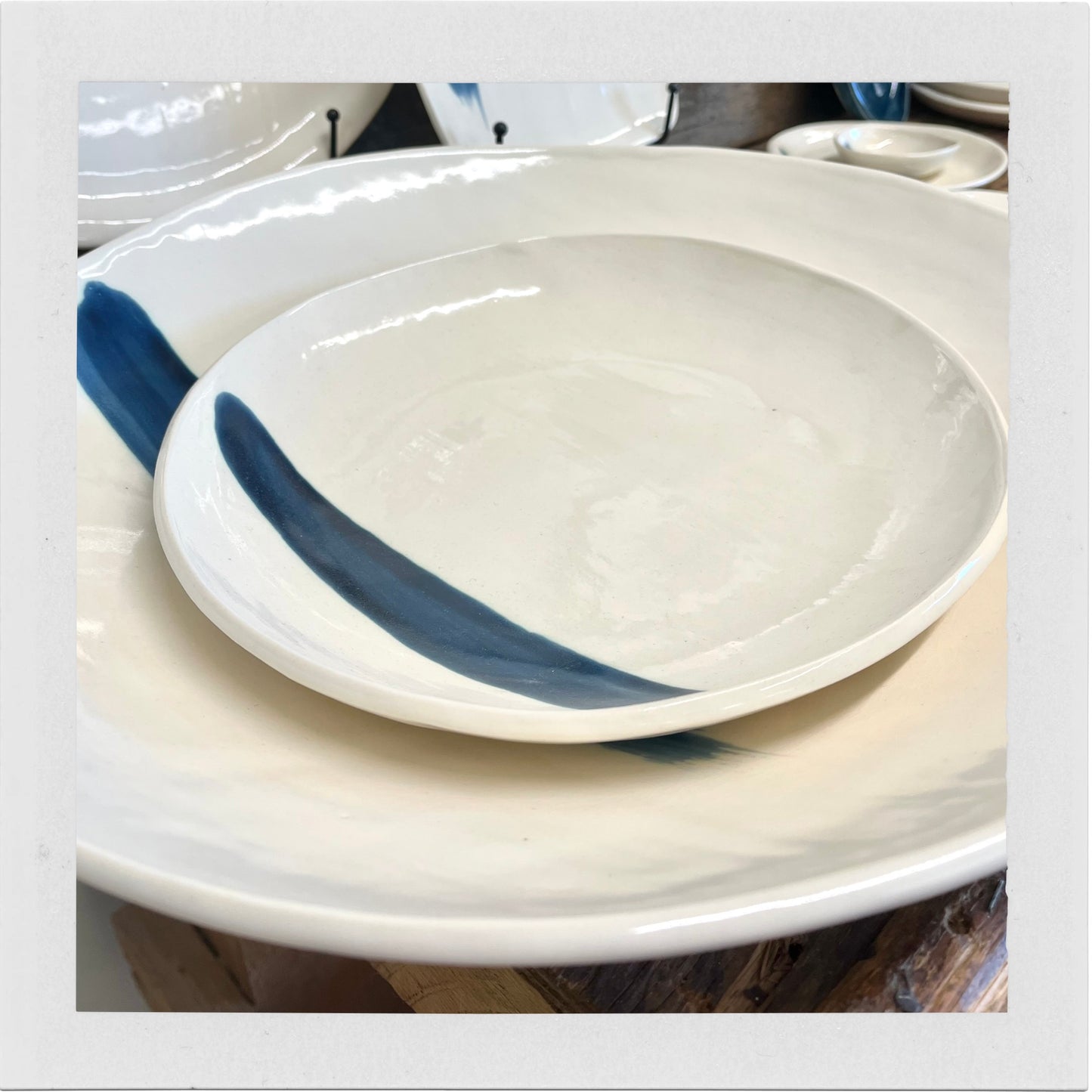 Serving bowl - Brushstroke design