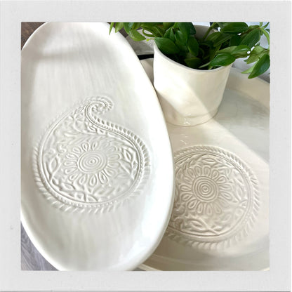 Oval serving tray - Paisley design