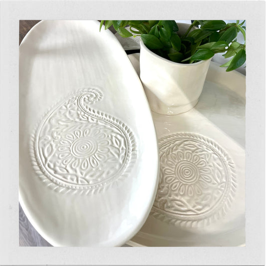 Oval serving tray - Paisley design